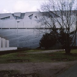 Jewish Museum, Berlin - Daniel Libeskind 3.03_Stephen Varady Photo